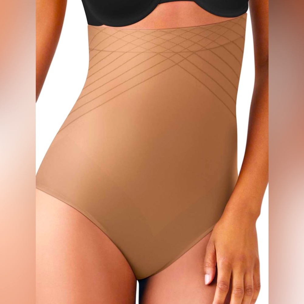 NWT Maidenform Women's Cool Comfort High Waist Firm Shaper Brief Size Small